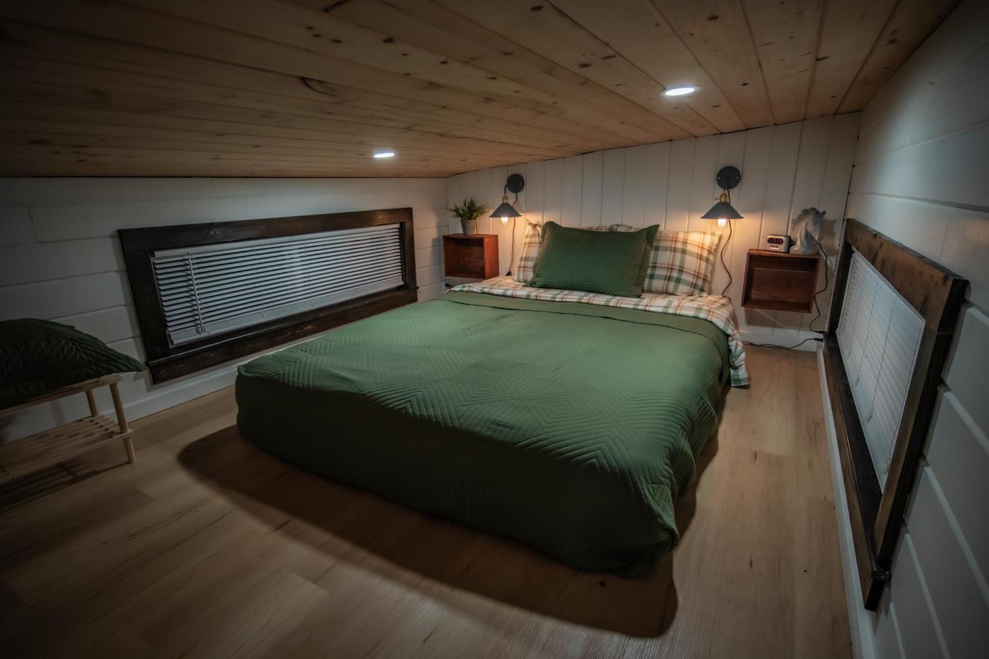 Unique Tiny Home Minutes From Downtown Елленсберґ Екстер'єр фото